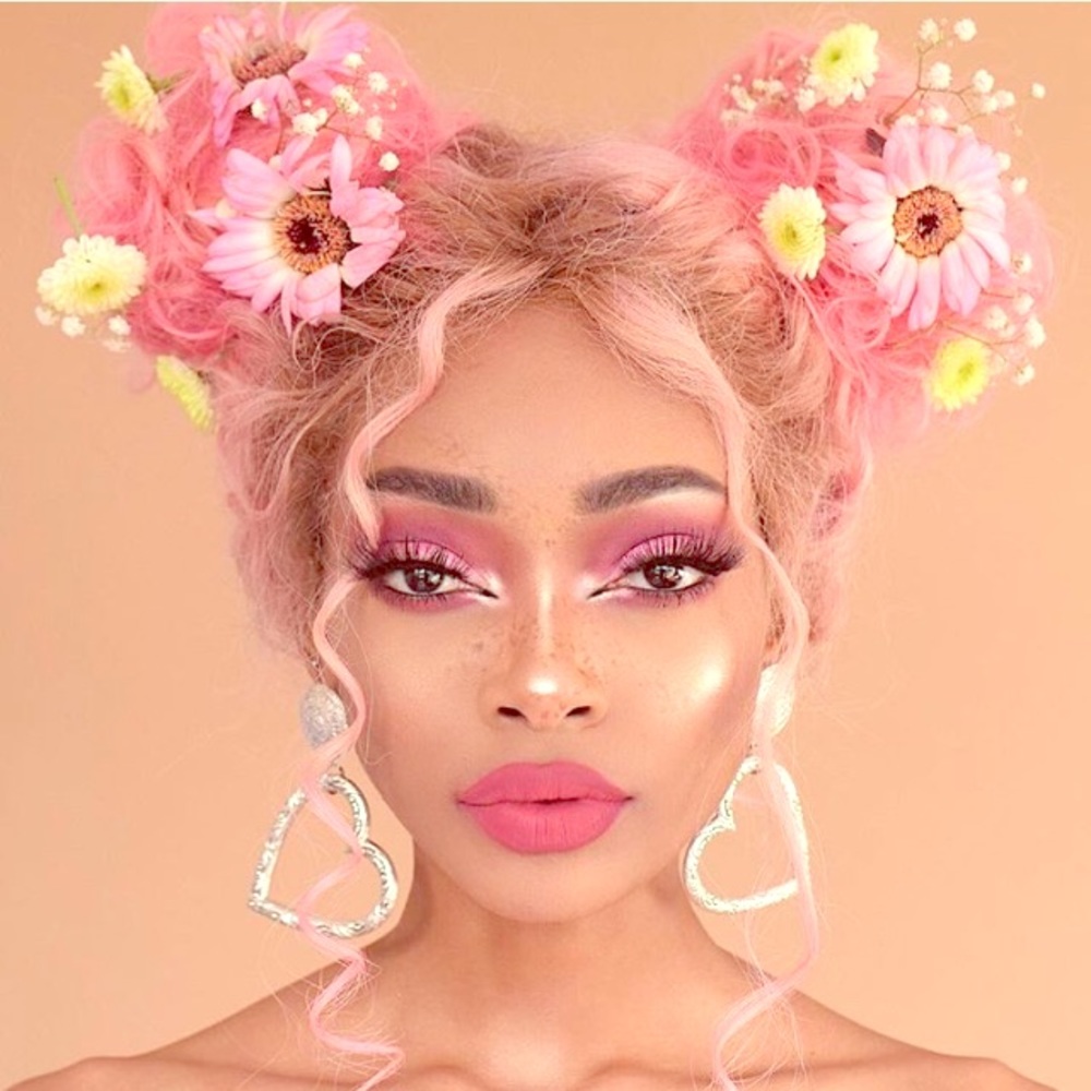 Meet your Posher, Debbie